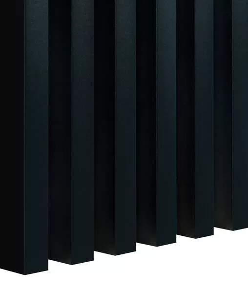 Fekete - Black
